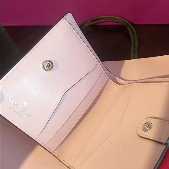 Wallet - Picture 4 of 5